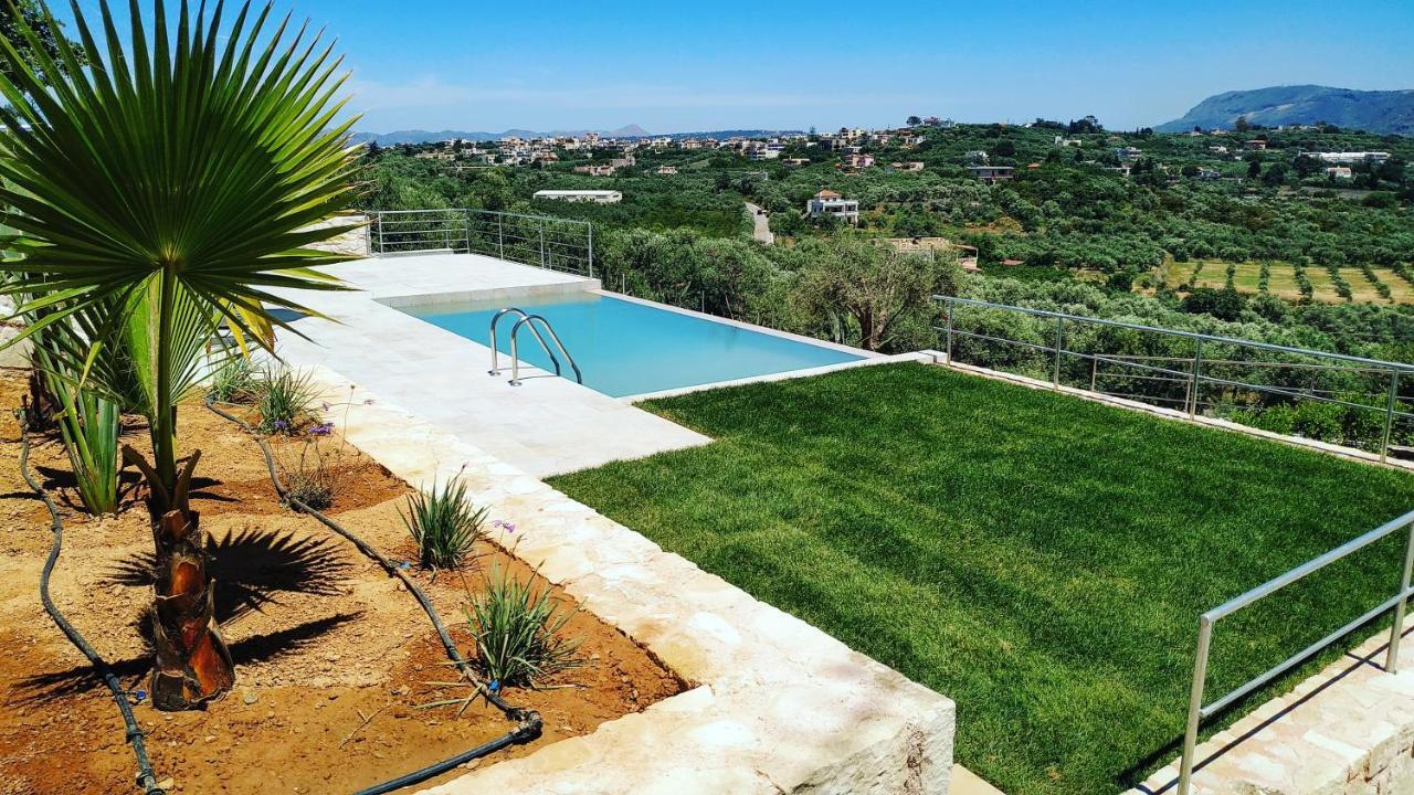 Villa Oasis Galatás Екстериор снимка